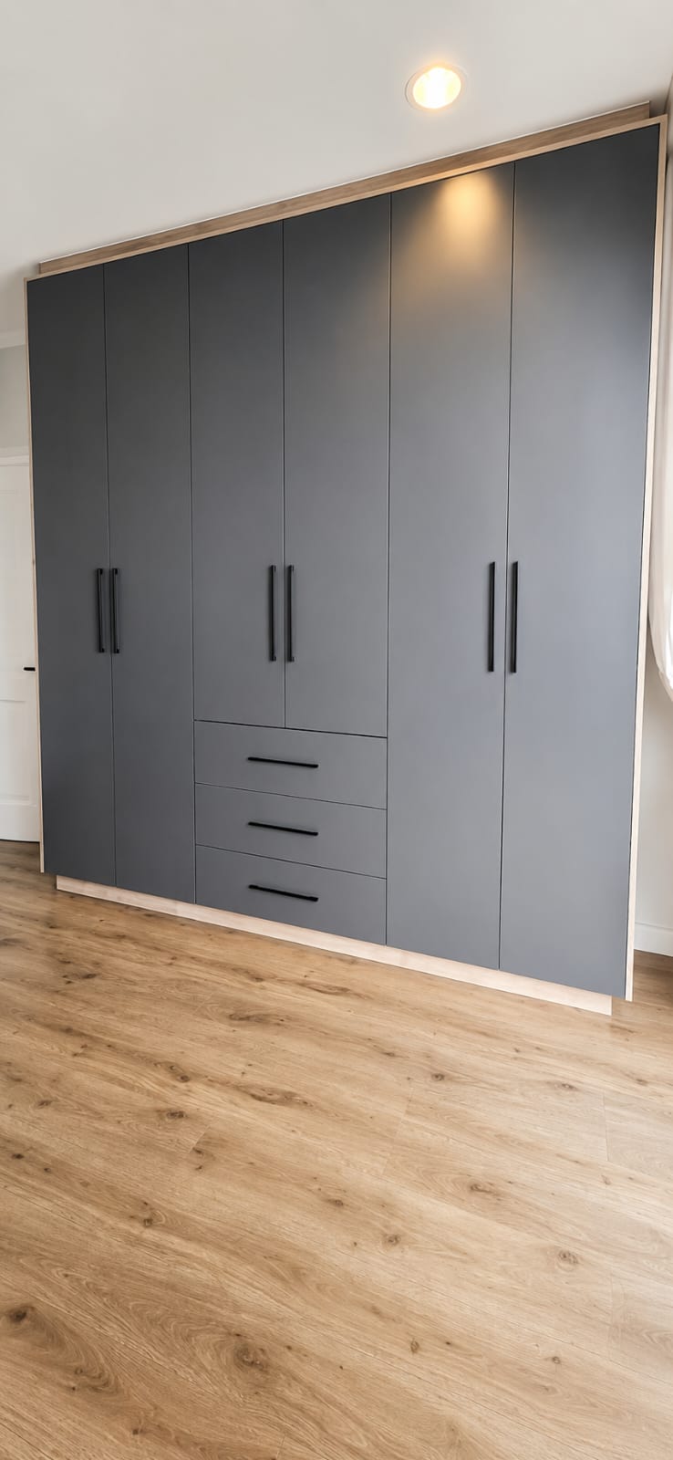 Built-in cupboard by Wood & Things