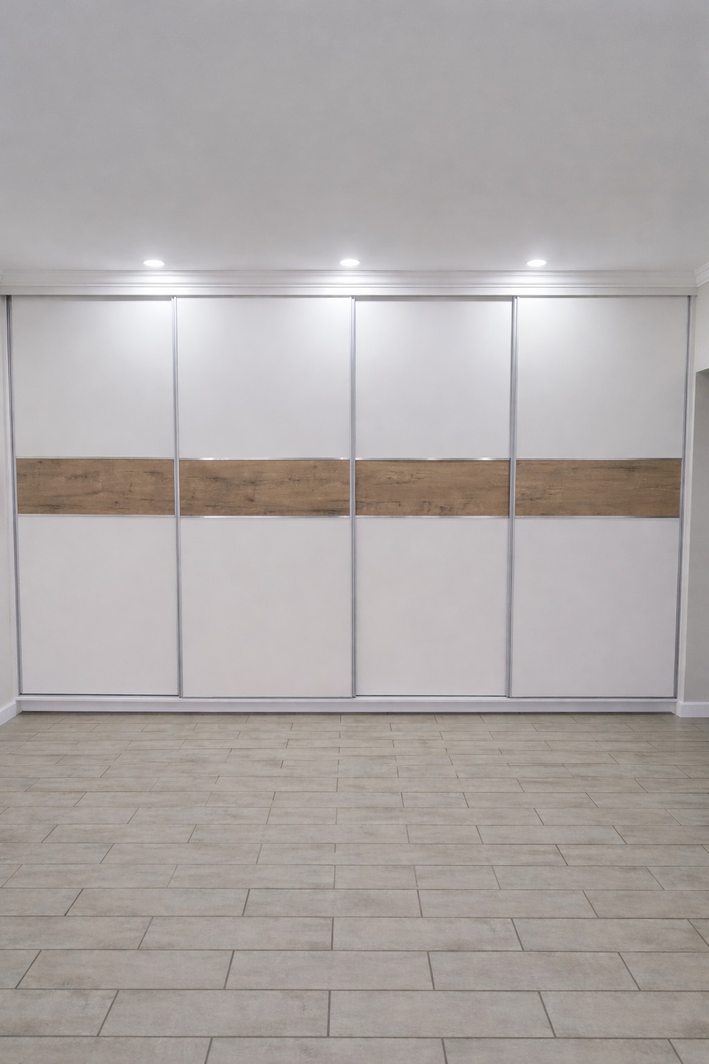 Built-in cupboard by Wood & Things